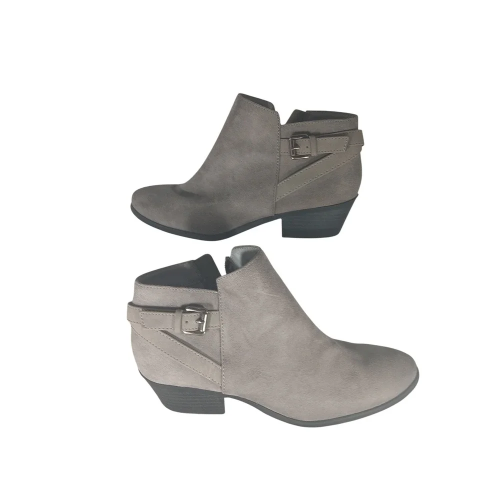 Soda Womens Taupe Faux Suede Ankle Booties Buckle Strap Side Zip Low Heel Size 7